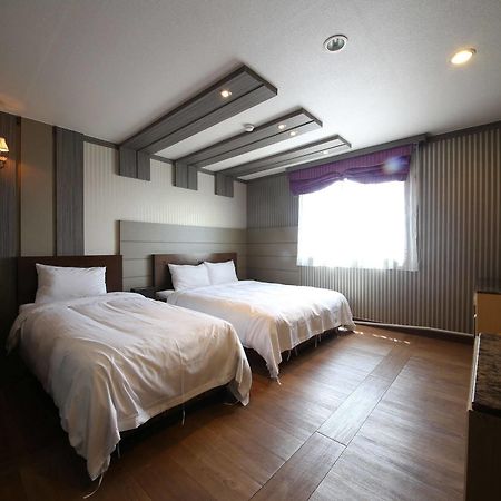 Yes Motel Gunsan Exterior foto